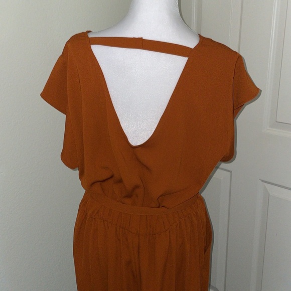 A new day jumpsuit - Picture 4 of 8